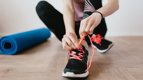 Important Healthy Foot Habits to Bid Goodbye to Any Potential Foot Issues - Omega Walk