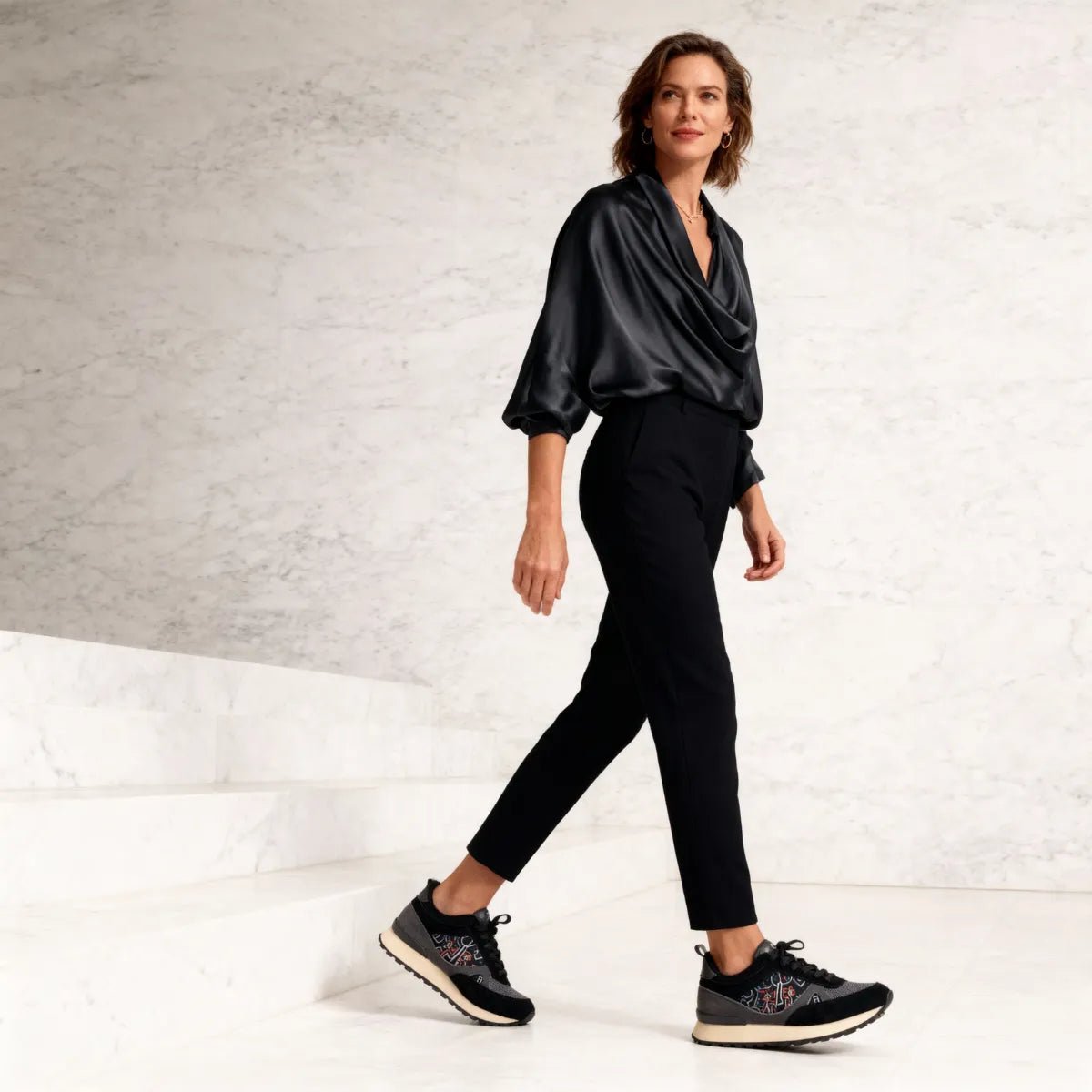 Novera - Omega Walk -