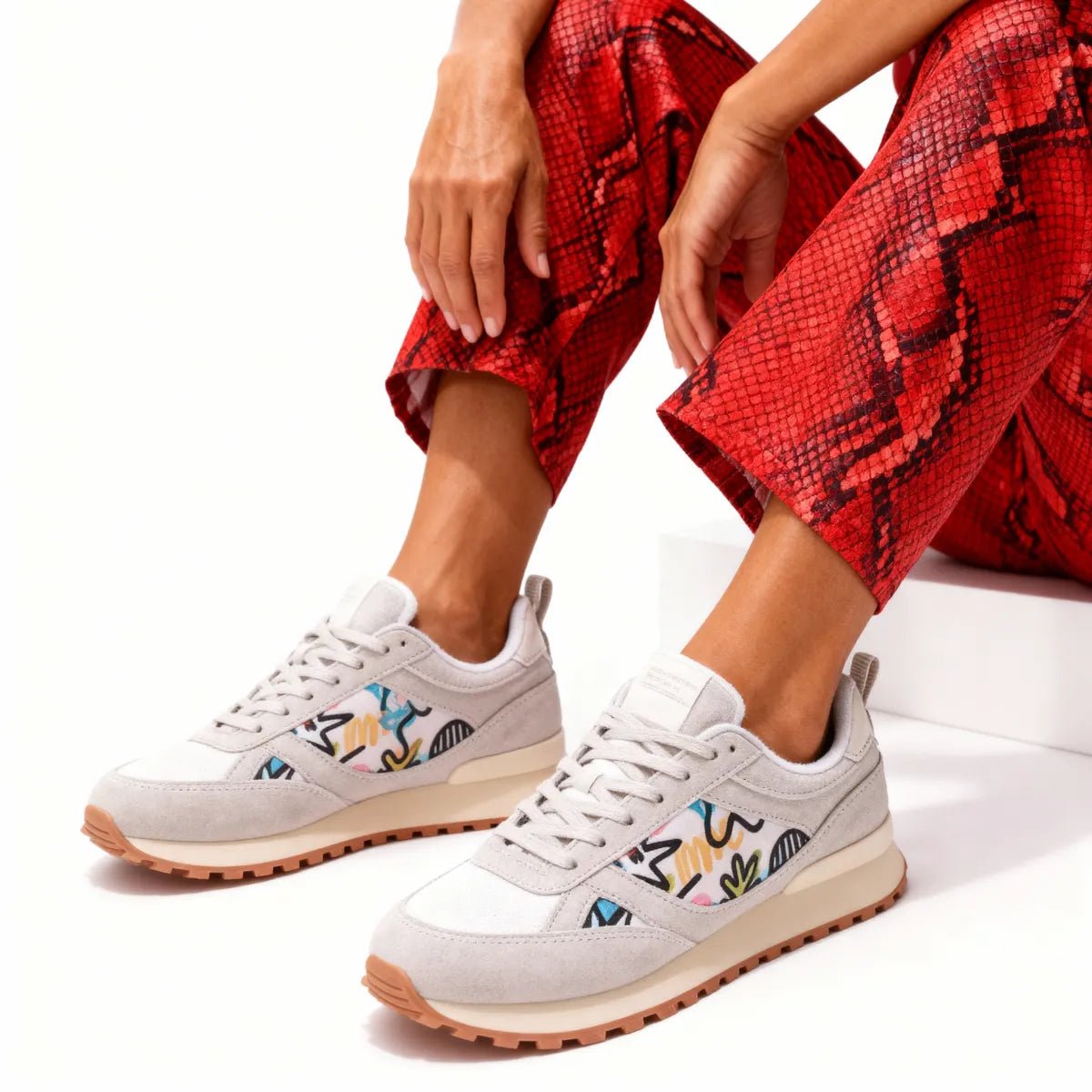 Novera - Omega Walk -